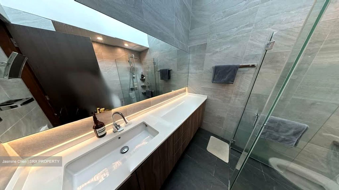 Paya Lebar Crescent (D19), Semi-Detached #545978321